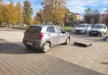 В Первоуральске в ДТП попал 51-летний самокатчик