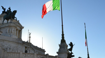 В Италии указали на план Байдена разделить Европу