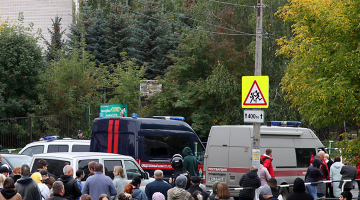 В Ижевске при стрельбе в школе погибли 13 человек