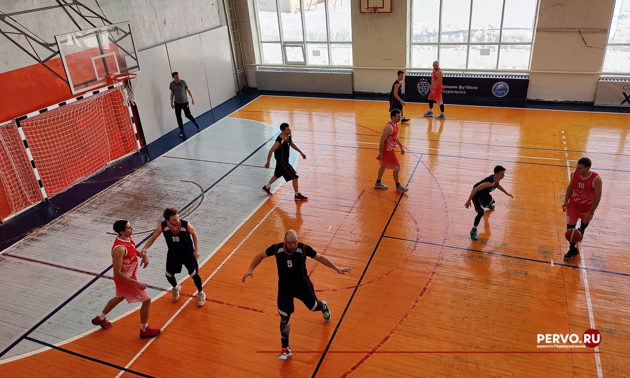 В воскресенье пройдут игры Кубка Первоуральска по баскетболу