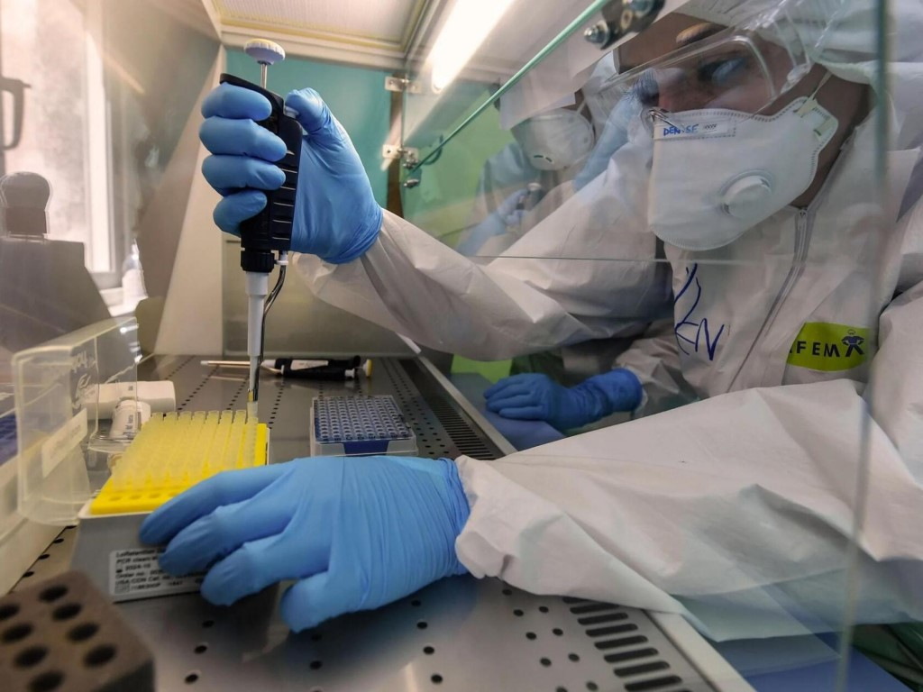 Ученые в США создали сверхсмертельный штамм коронавируса