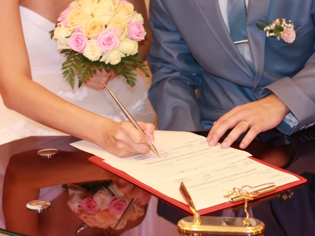ЗАГСы сократили сроки регистрации брака для мобилизованных