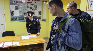 Эксперты объяснили, в каких случаях россияне не обязаны являться по повестке в военкомат
