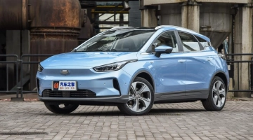 GEELY выводит на рынок КНР новый электрический седан GEOMETRY М6 за 1,3 млн рублей