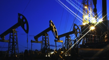 США пересматривают условия лимита цен на российскую нефть