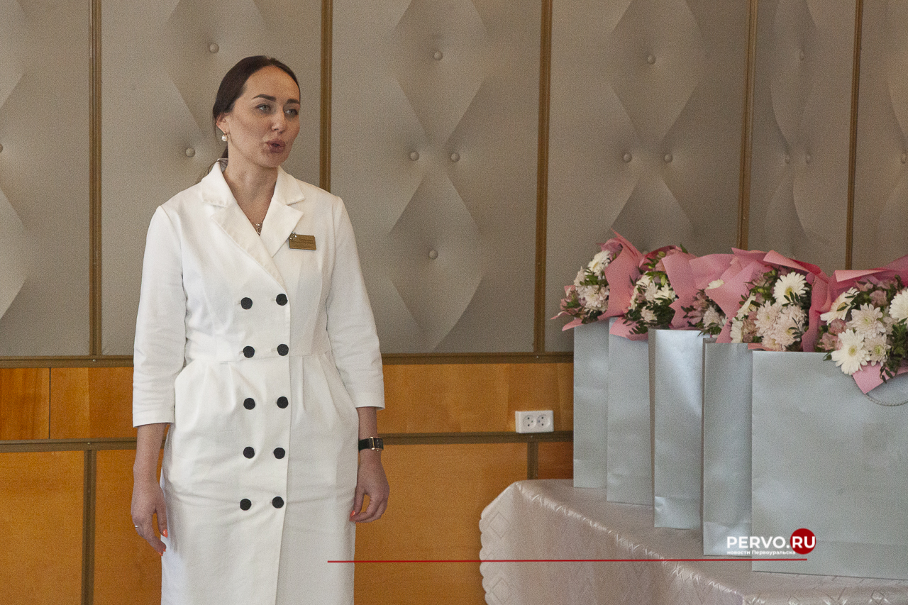 В перинатальном центре Первоуральска состоялась торжественная выписка новорожденных
