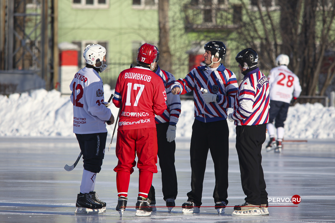 «Уральский трубник» дома проиграл «Старту». Фотографии