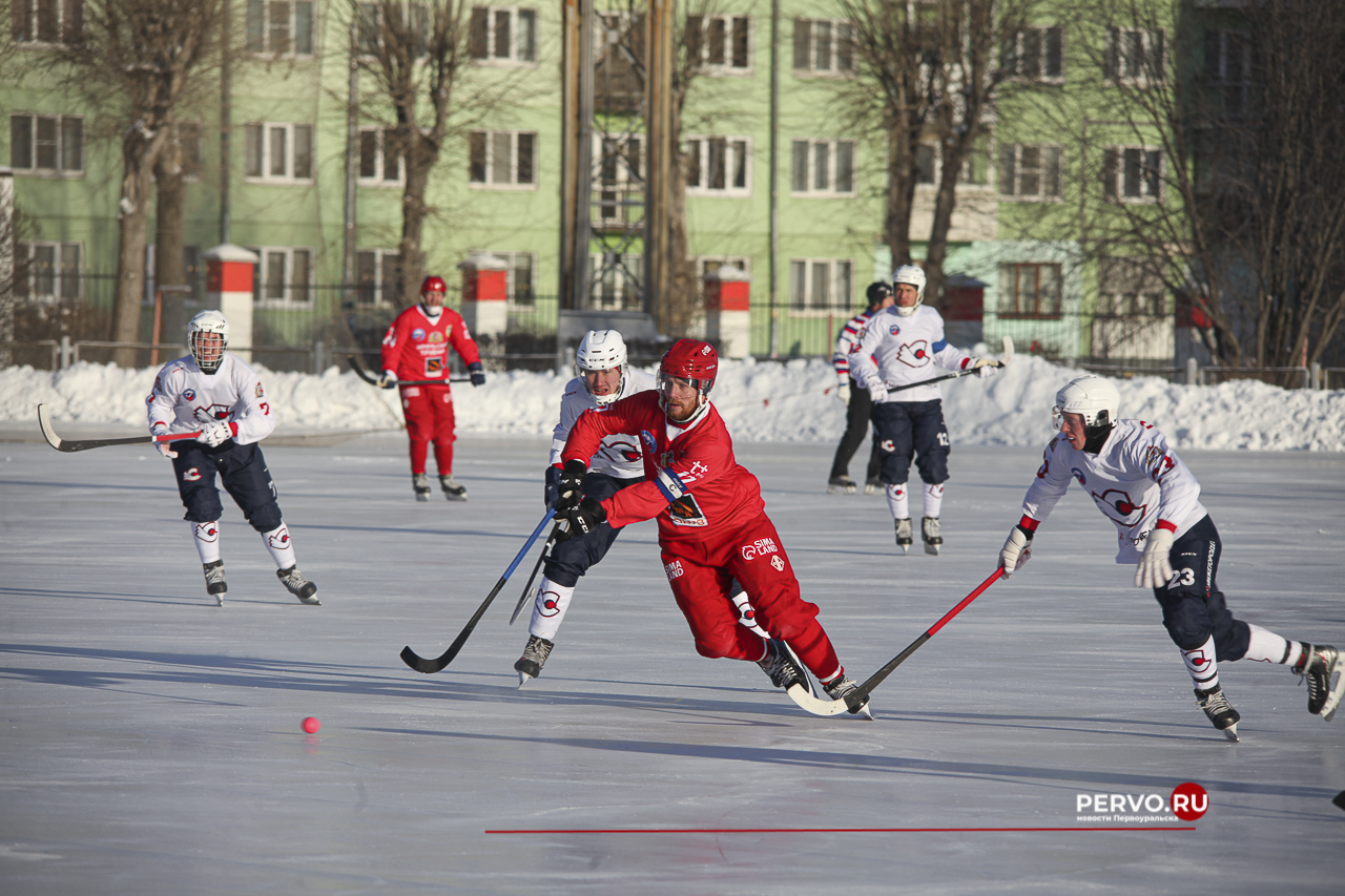 «Уральский трубник» дома проиграл «Старту». Фотографии