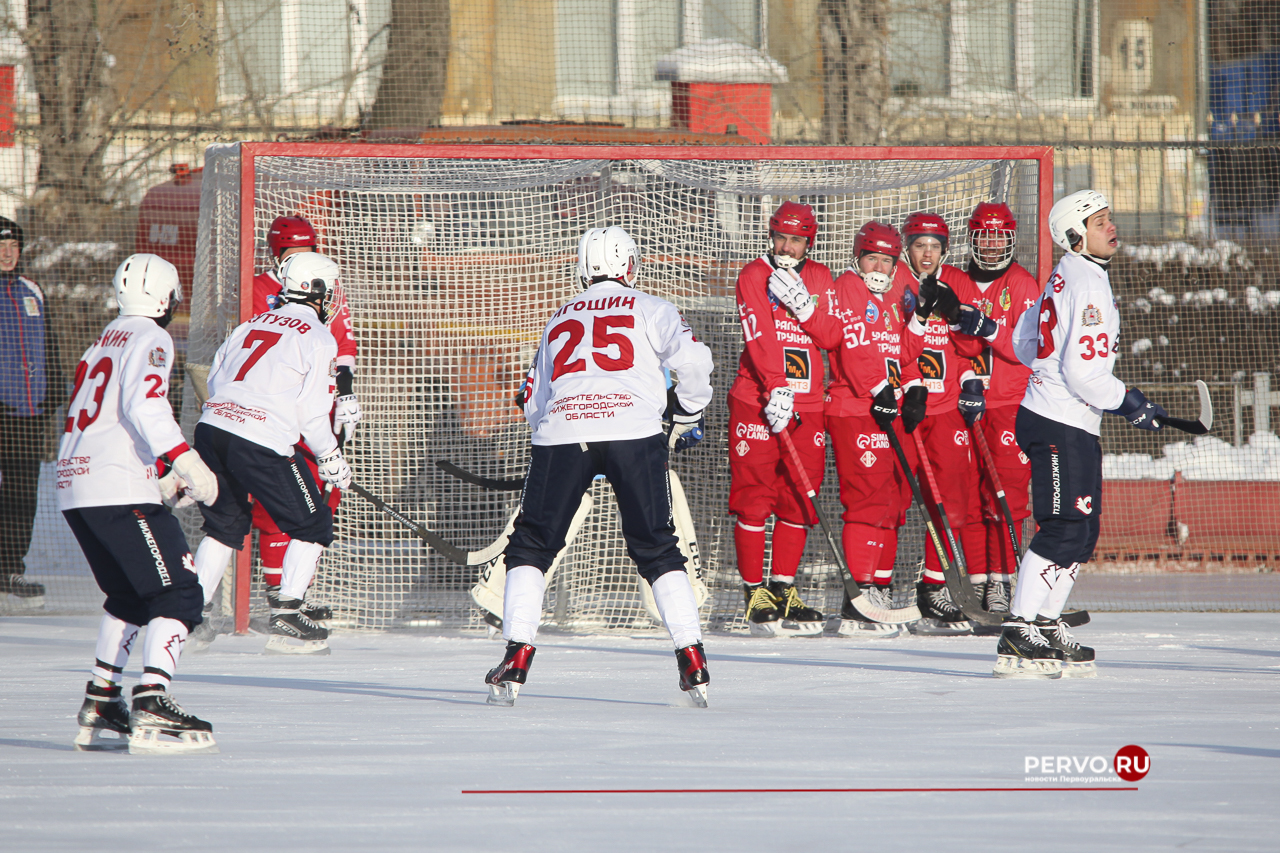 «Уральский трубник» дома проиграл «Старту». Фотографии