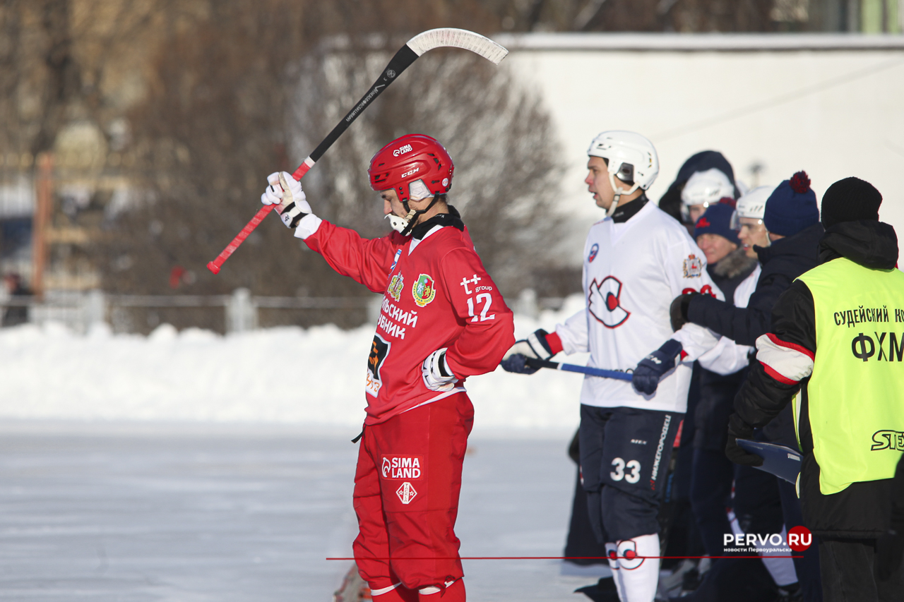 «Уральский трубник» дома проиграл «Старту». Фотографии