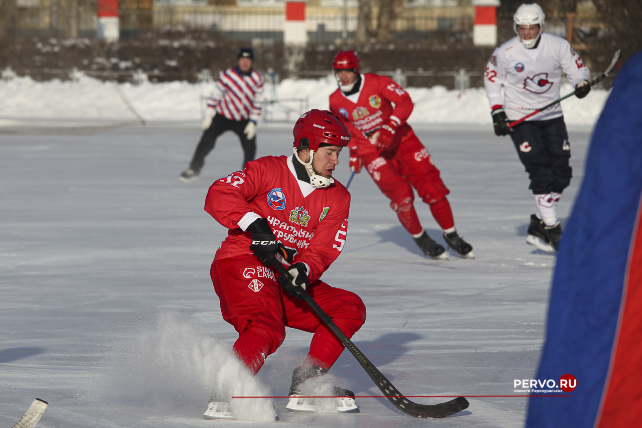 «Уральский трубник» дома проиграл «Старту». Фотографии