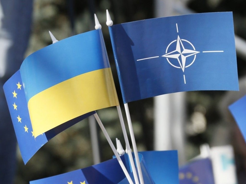 Готовность Зеленского к диалогу с Россией демонстрирует раскол в НАТО