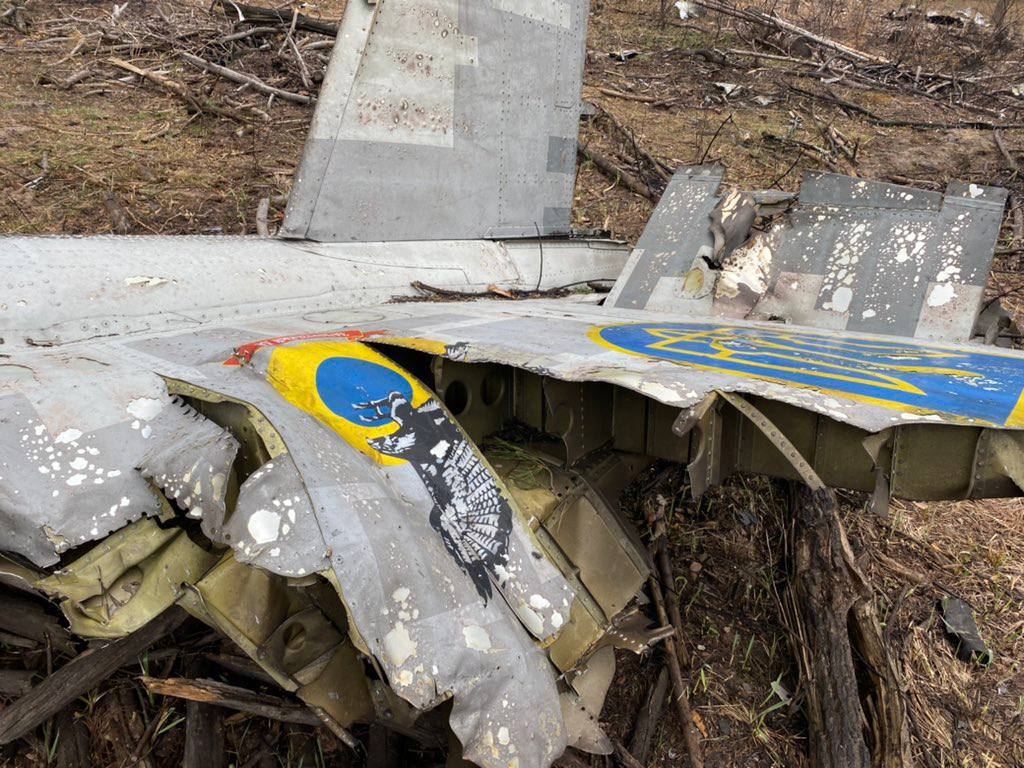 Минобороны пообещало по 300 тыс. руб. за сбитые военные самолеты