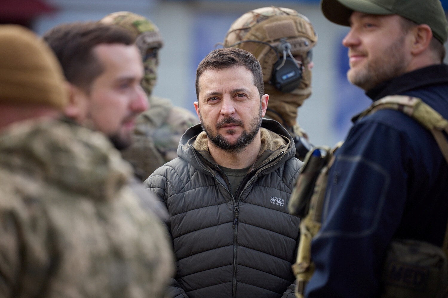 Зеленский пообещал открыть на Украине «пункты несокрушимости» в случае блэкаута