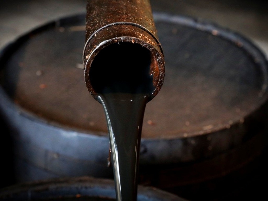 Переговоры ЕС по ограничениям цен на российскую нефть зашли в тупик