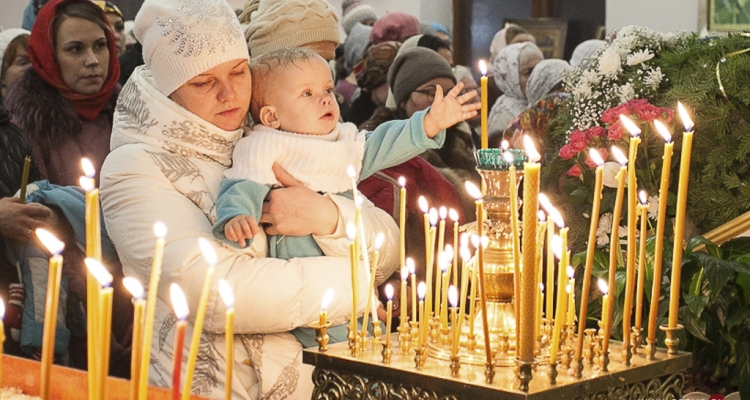 Православные христиане вступают в 40-дневный Рождественский пост