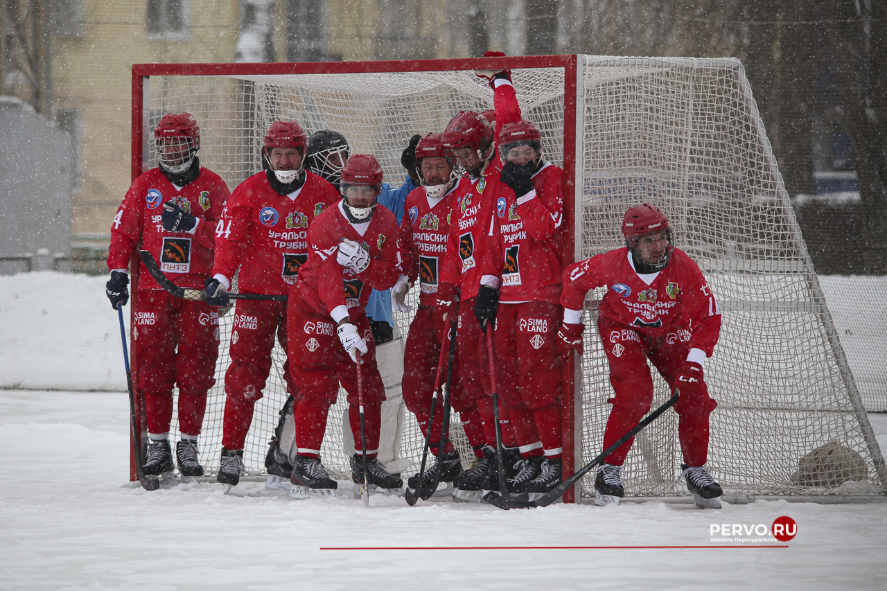 «Уральский трубник» дома проиграл «Динамо»