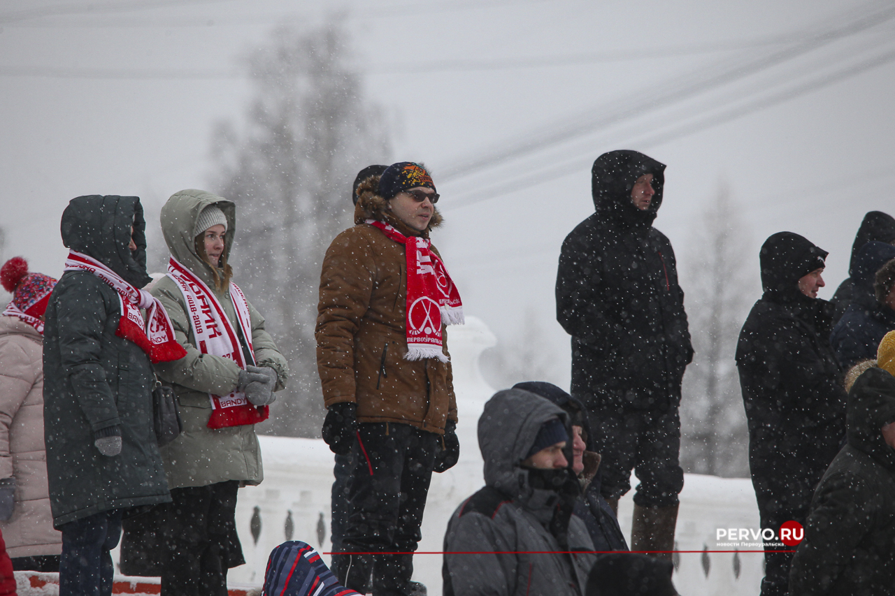 «Уральский трубник» дома проиграл «Динамо»