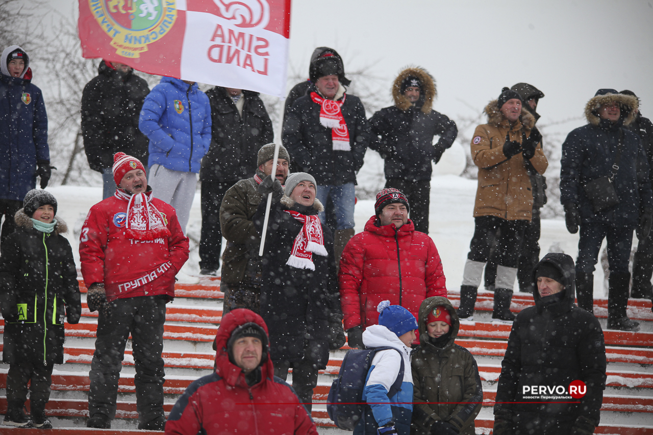 «Уральский трубник» дома проиграл «Динамо»