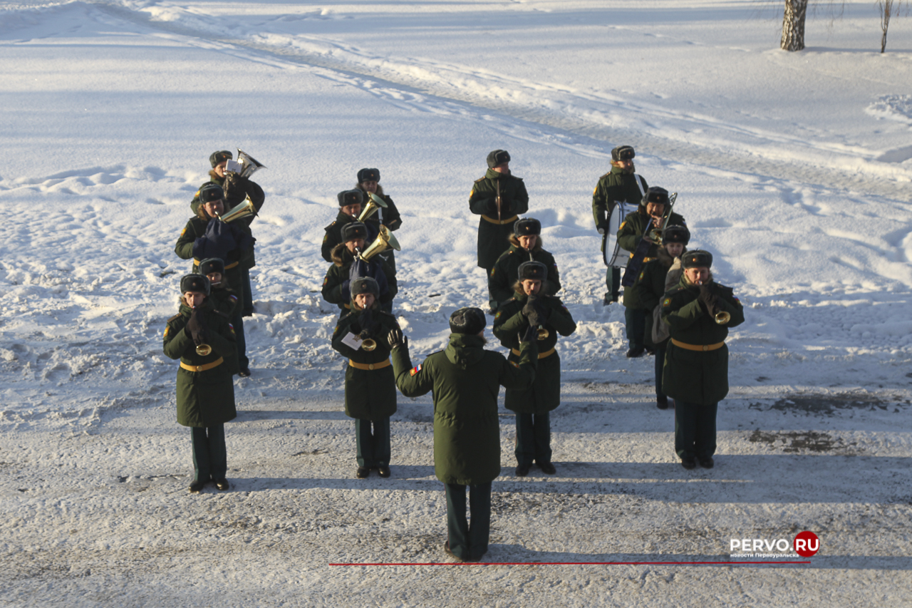 В Первоуральске 100-летний юбилей отметила ветеран ПНТЗ