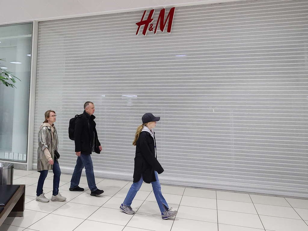 Российские ТЦ стали массово подавать иски к H&M за отказ платить аренду