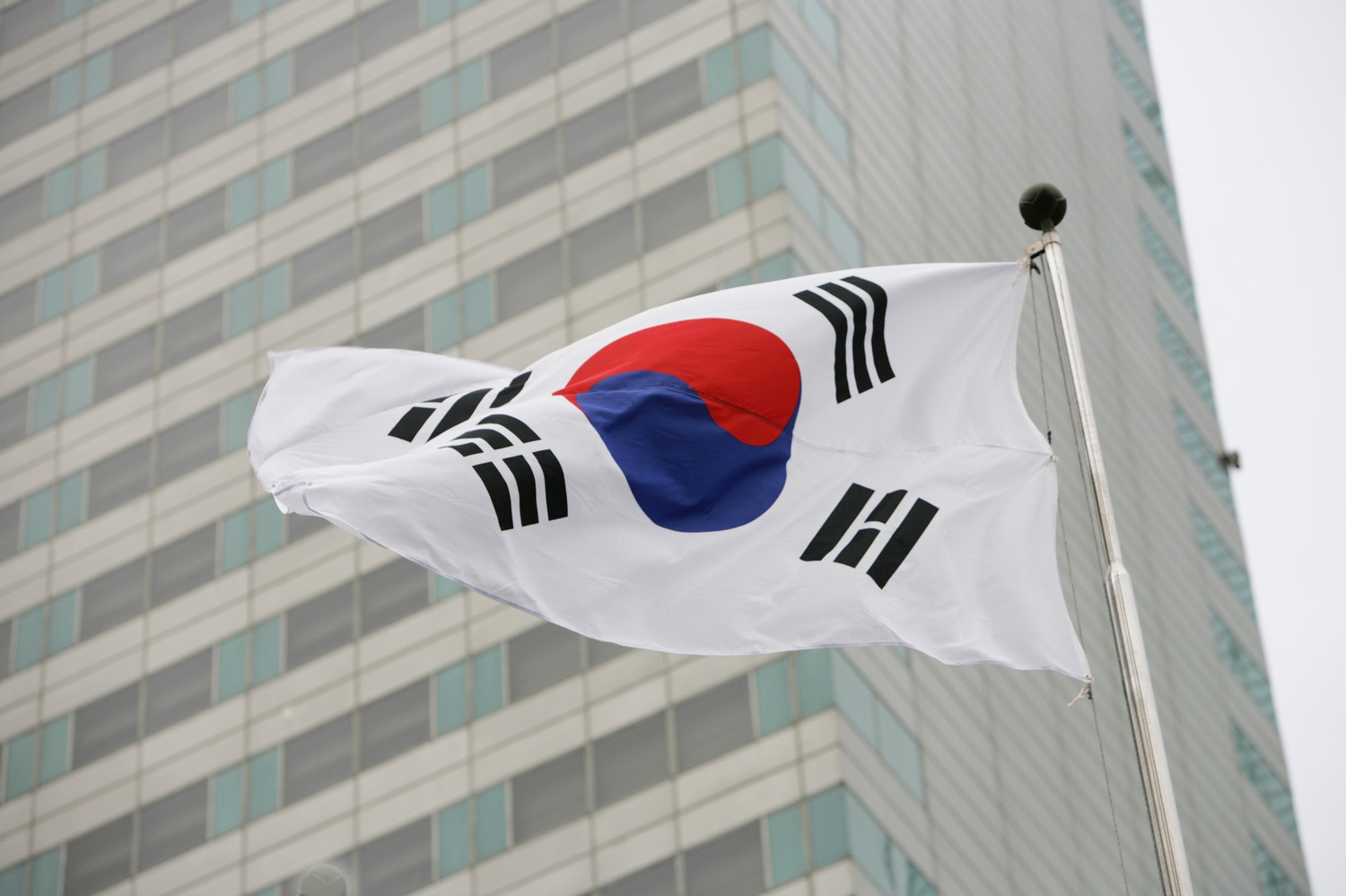 В Сеуле назвали «шоком» вторжение беспилотников КНДР в Южную Корею