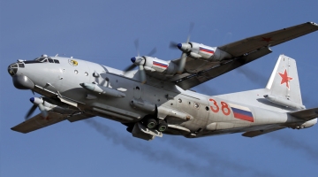 Ан-12 начал гореть после вынужденной посадки в Новосибирске
