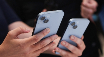 Apple готовится разрешить скачивать приложения на iPhone из сторонних магазинов