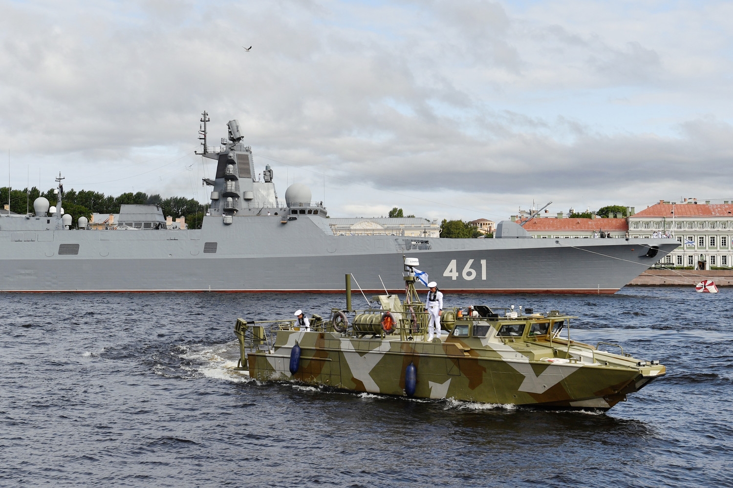 На форуме «Армия-2023» могут подписать контракт на строительство шести фрегатов