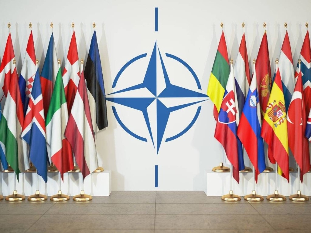 Столтенберг: страны НАТО оказали Украине помощь всех видов на $120 млрд с 24 февраля
