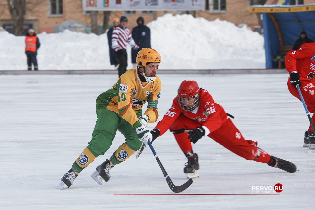 «Уральский трубник» в Первоуральске проиграл «Воднику». Фотографии