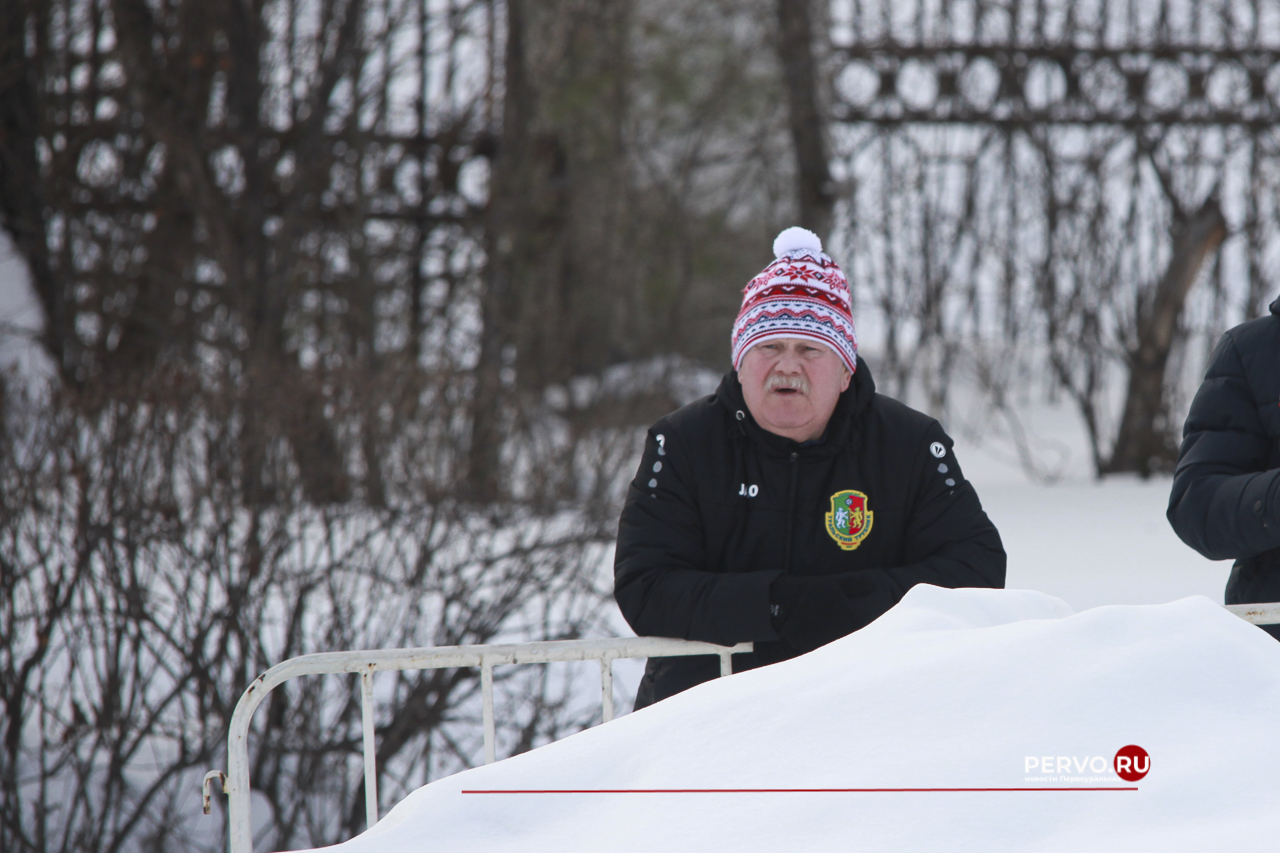 «Уральский трубник» в Первоуральске проиграл «Воднику». Фотографии