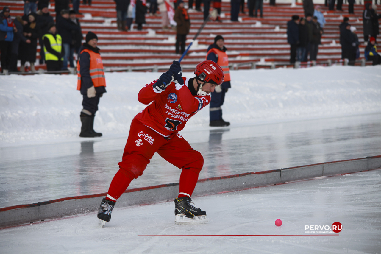 «Уральский трубник» в Первоуральске проиграл «Воднику». Фотографии