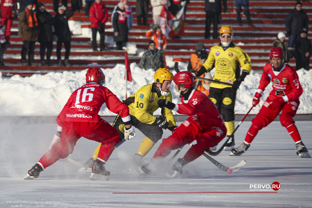 «Уральский трубник» дома снова проиграл, на этот раз «Мурману». Фотографии