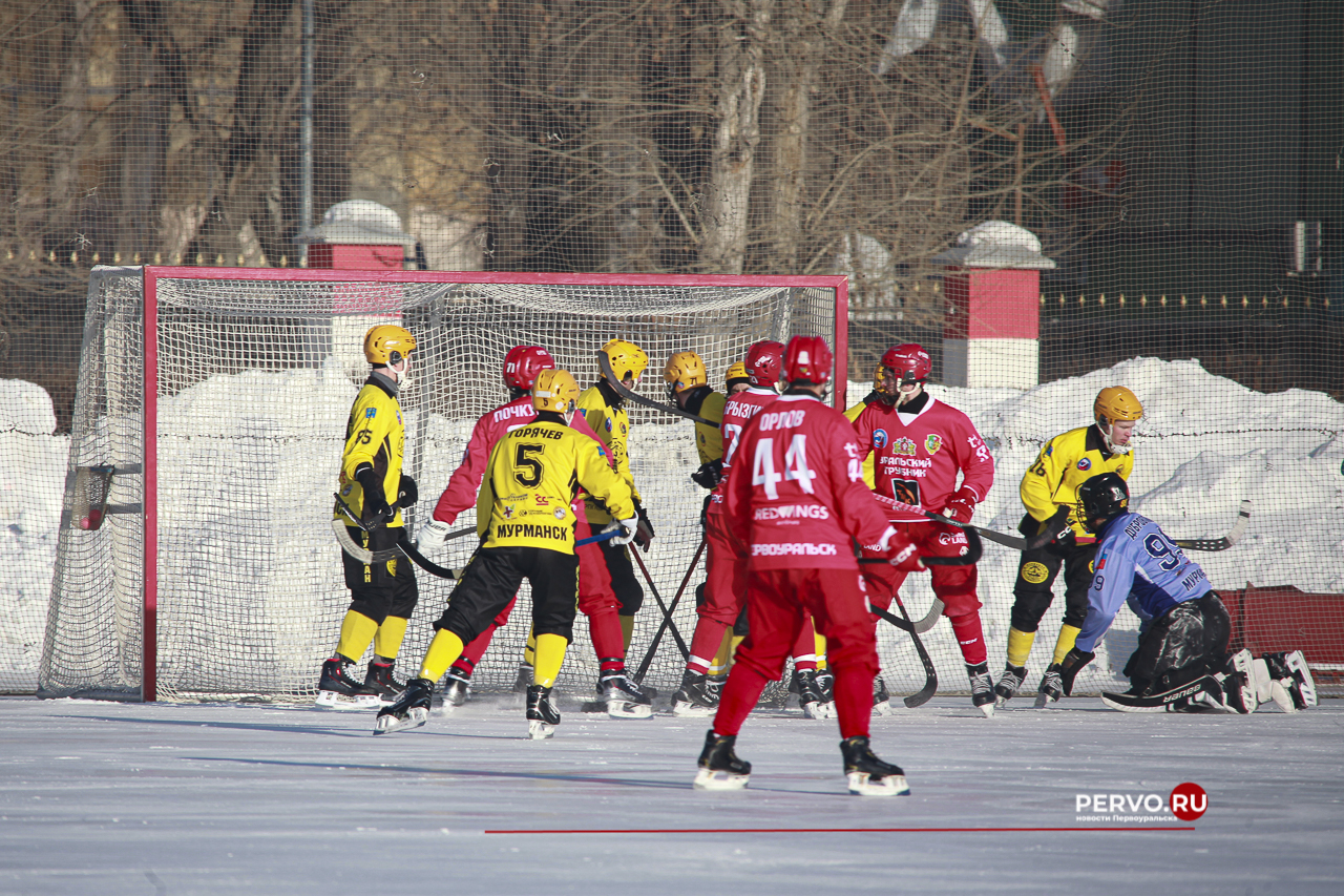 «Уральский трубник» дома снова проиграл, на этот раз «Мурману». Фотографии