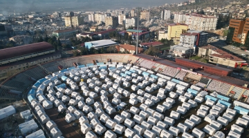В Турции после землетрясений могут снести десятки тысяч зданий
