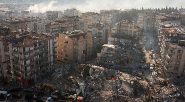 Глава МВД Турции сообщил о более 43 тысячах погибших в результате землетрясений