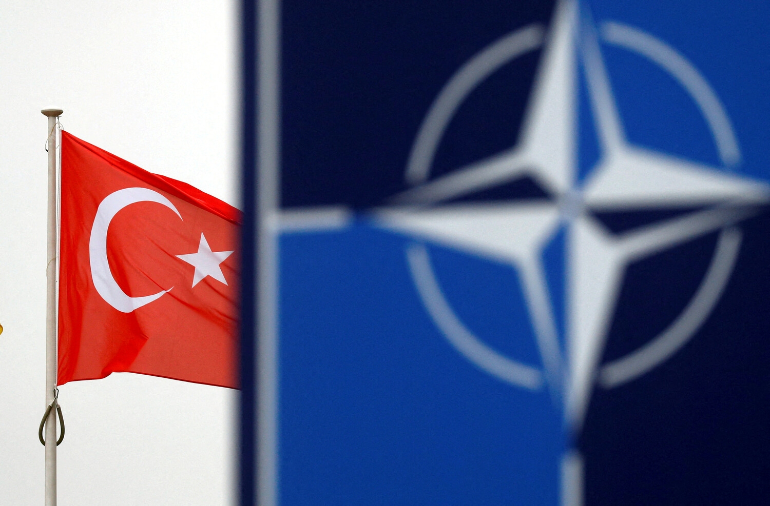 Парламент Турции единогласно одобрил вступление Финляндии в НАТО