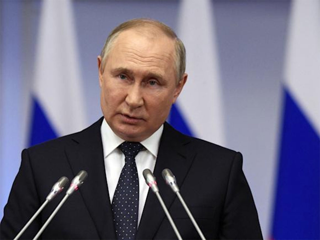 Путин назвал русскую литературу и культуру ориентирами, объединяющими общество