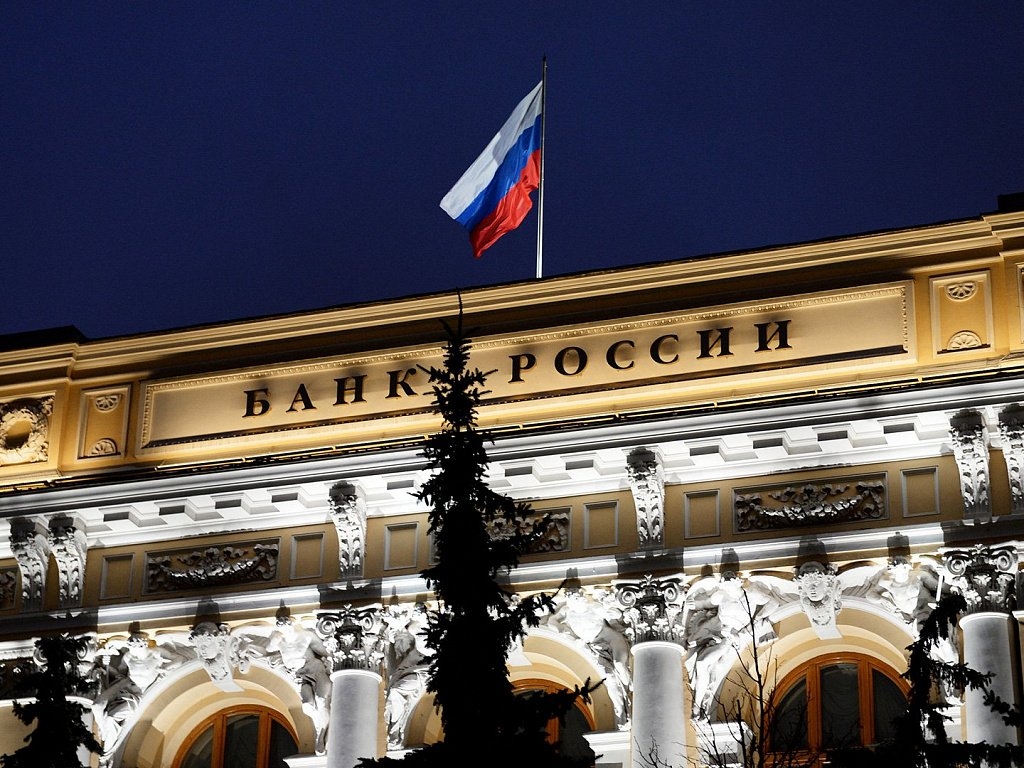 Forbes: банковская система РФ оказалась устойчивее западной