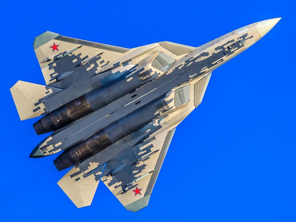 «Ростех»: в России создан стелс-материал для самолетов