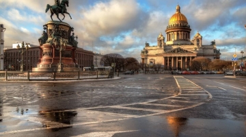 Опрос: россияне для поездок в майские праздники выбирают Петербург и Сочи