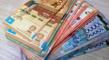 Объем денежных переводов из России в Казахстан за год вырос в семь раз
