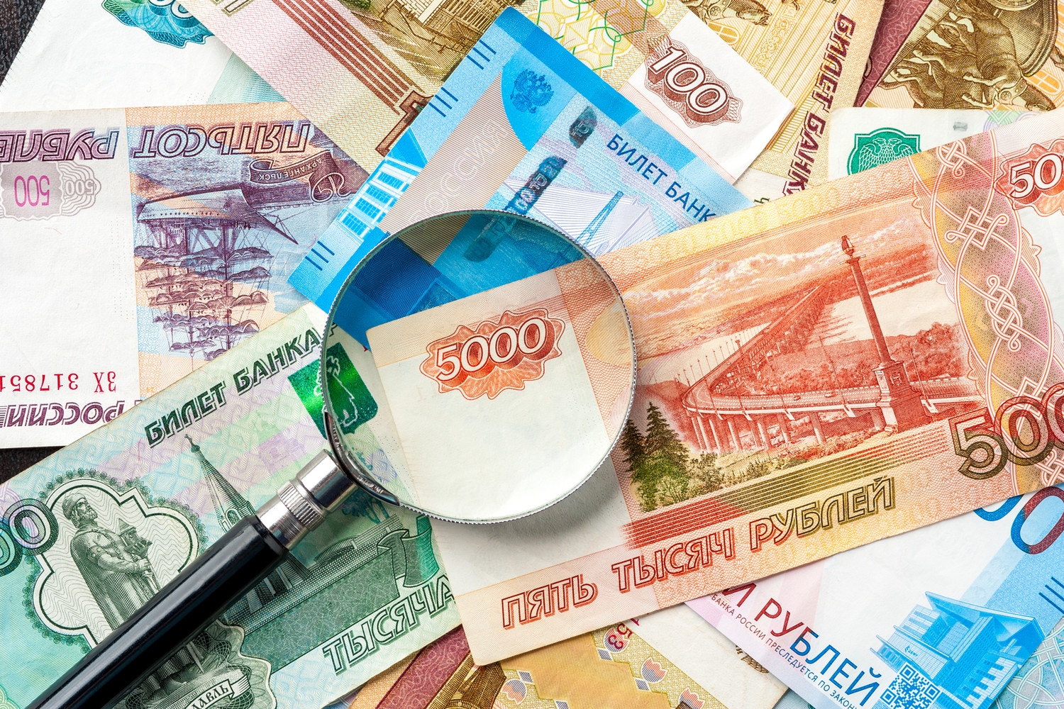 Банки предоставили участникам СВО и членам их семей кредитные каникулы на 72,4 млрд рублей