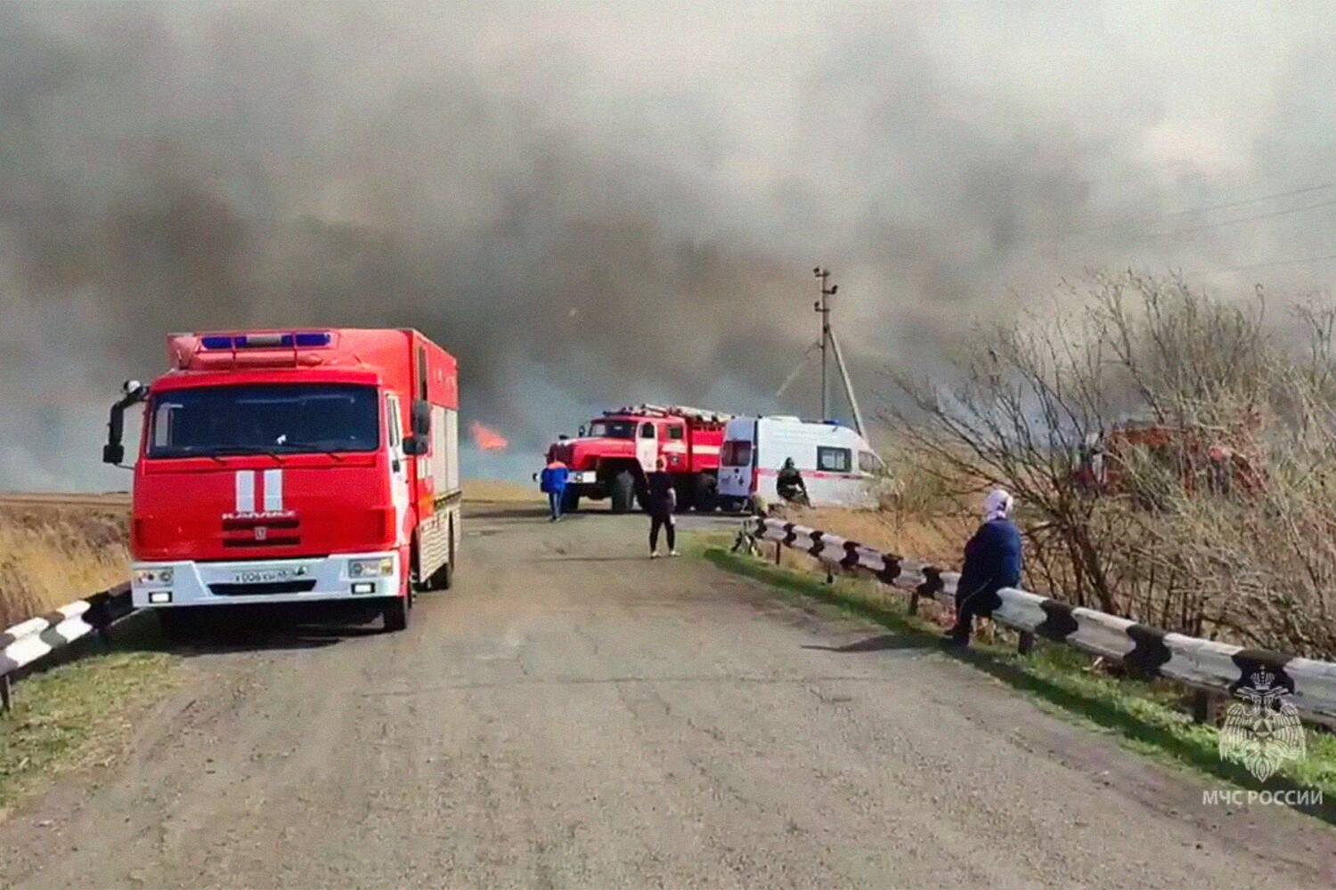 В МЧС сообщили о ликвидации открытого горения в курганской деревне Логоушка