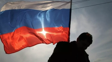 В Нижегородской области арестовали мужчину, сорвавшего флаг России со здания полиции