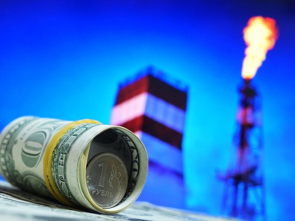 Минфин: бюджет России недополучит 8,1 млрд рублей от продажи нефти и газа в мае
