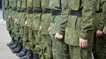 В России предложили увеличить срок службы в армии