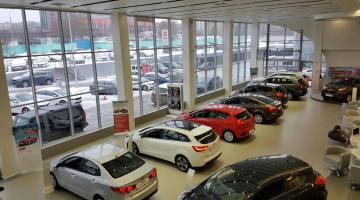 Официальные продажи автомобилей в апреле выросли в РФ на 70%