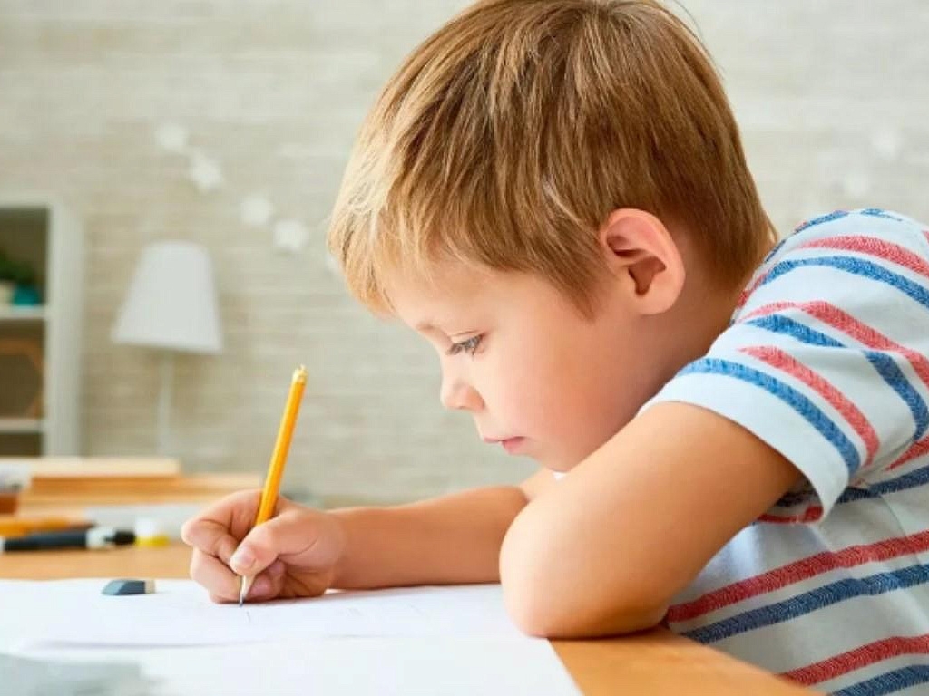 В Госдуме не одобрили идею отмены домашнего задания для школьников
